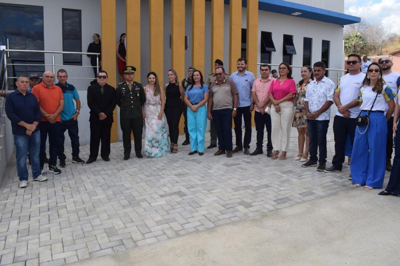 Vereadores santanenses prestigiam desfile cívico de 7 de setembro em Santana do Piauí